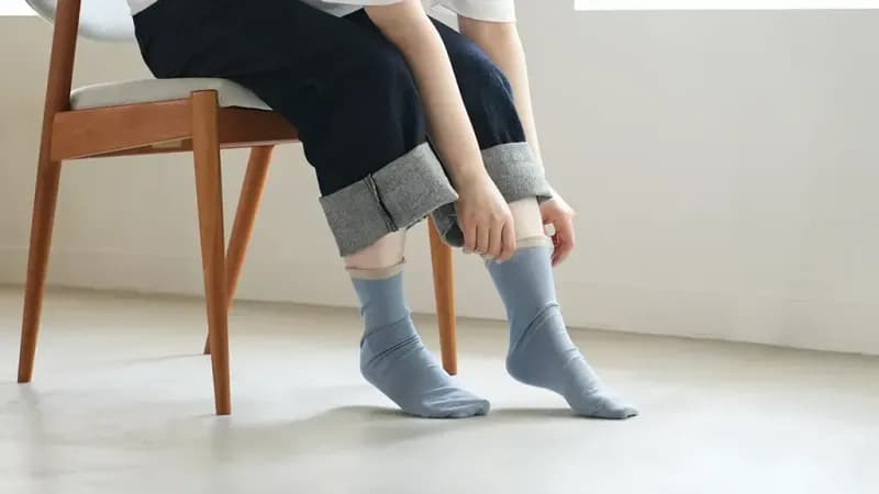 かかとのない靴下が人気｜認知症の人たちと共同開発した大醐のUnicks