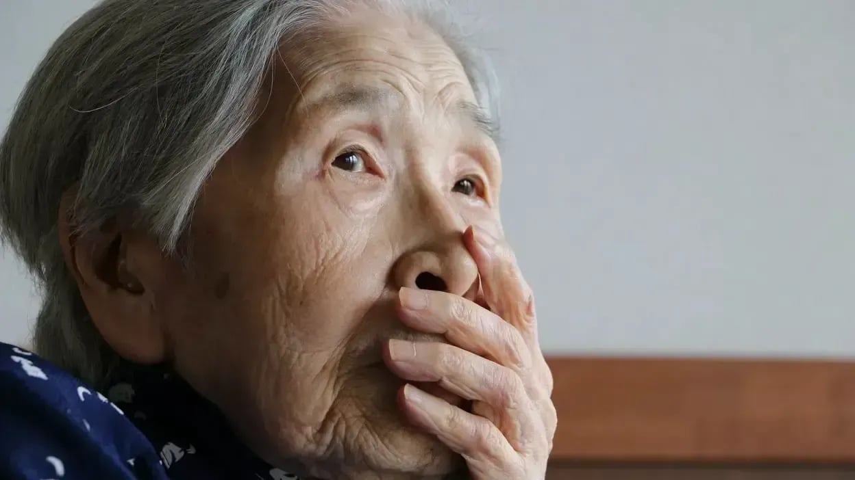 認知症による幻覚・幻視の症状を解説