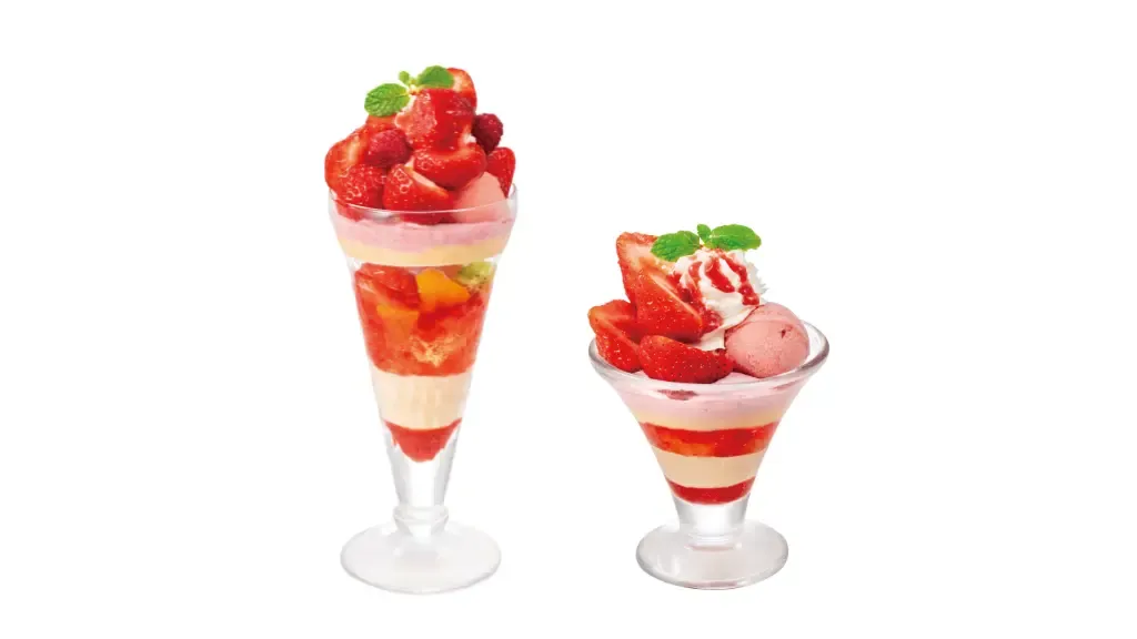 デニーズのあまおうを使用したスイーツ