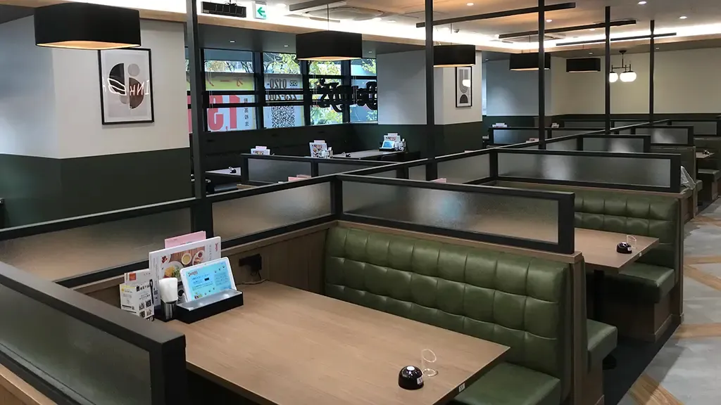 デニーズの座席