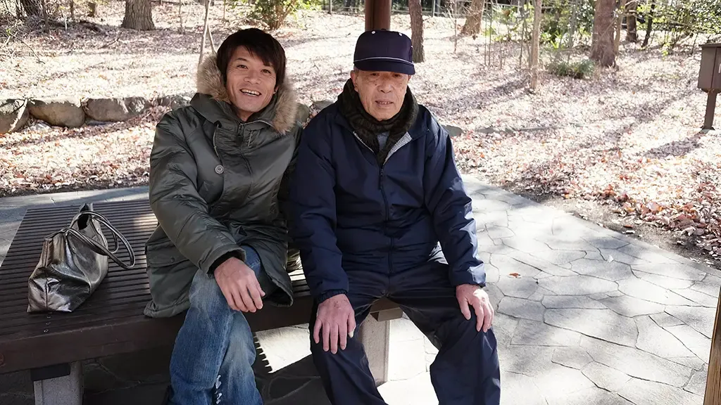 安藤昌教さんの父と子の記念写真