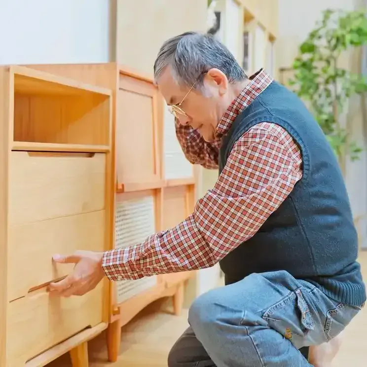 もの忘れがひどいのは年齢のせい？認知症が原因？違いと対策方法を解説   