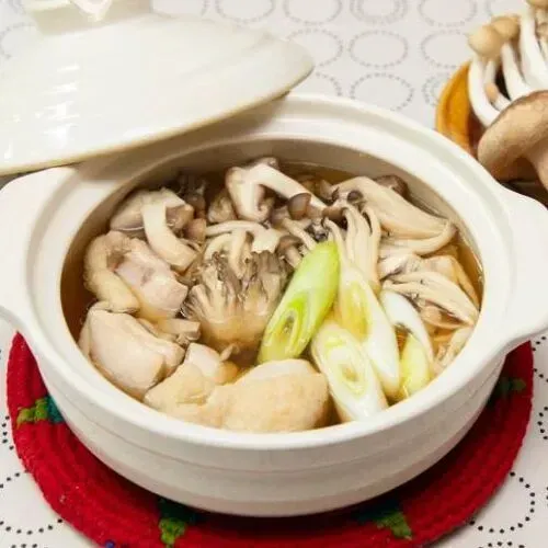 「きのこと鶏肉の醤油鍋」で、脳の健康&栄養をサポートしよう