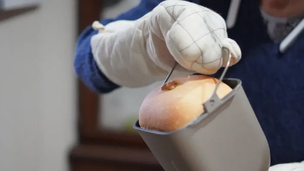 焼きたてのパン