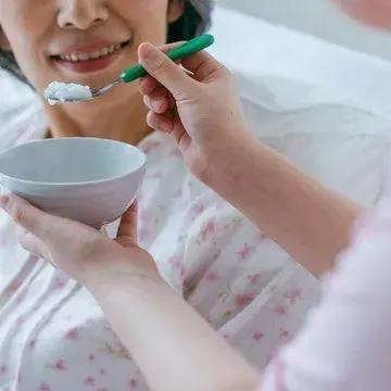 オーラルフレイルとは？セルフチェックや改善策について紹介！