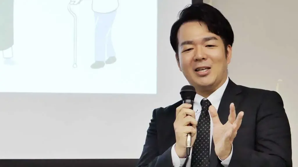 講演会『スローショッピングが実現するウェルビーイングと、みんなにやさしい市場活性化』での高橋さん