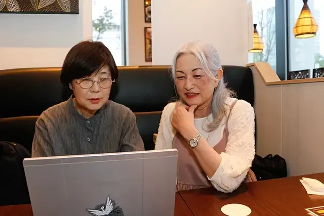 聴き手の島村八重子さんと藤田和子さん